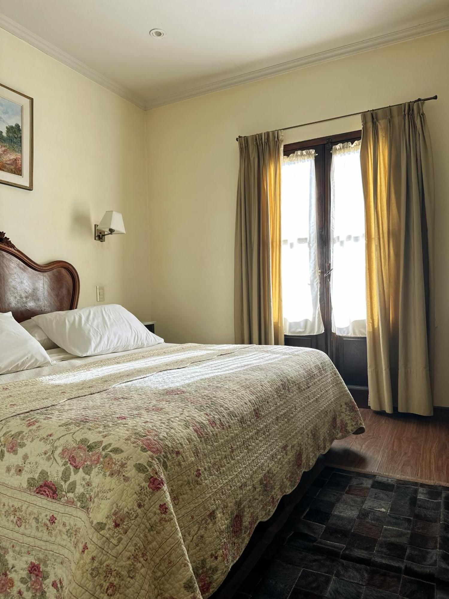 Hotel Draghi San Antonio de Areco Exteriör bild