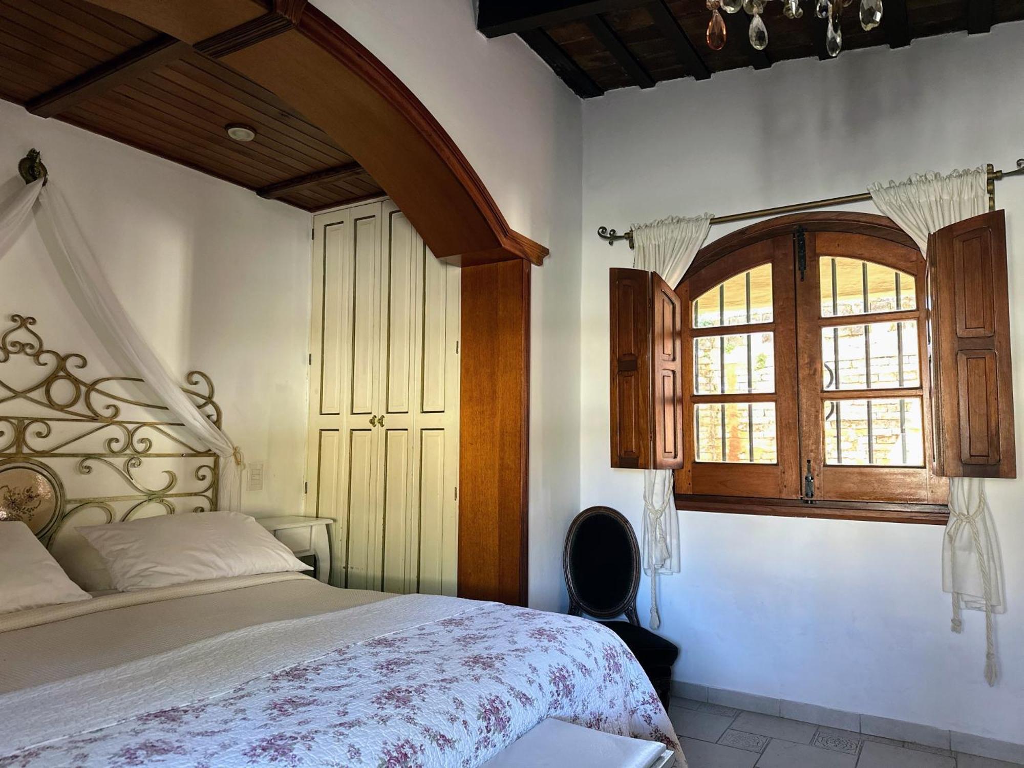 Hotel Draghi San Antonio de Areco Exteriör bild