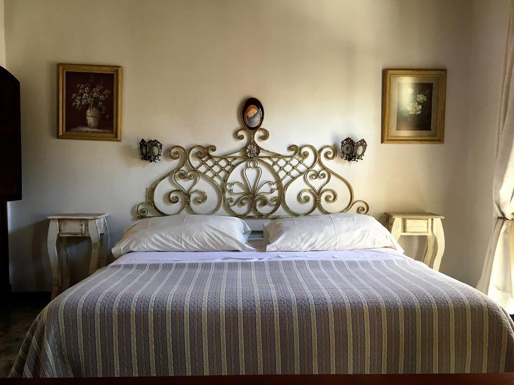 Hotel Draghi San Antonio de Areco Exteriör bild